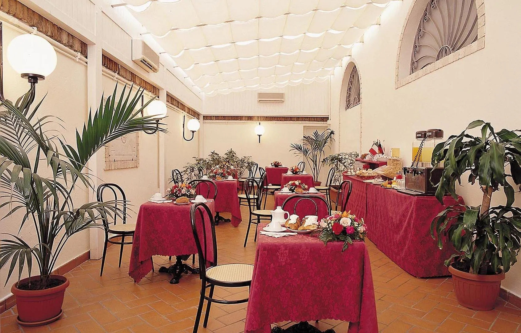 Hotel Contilia Rome