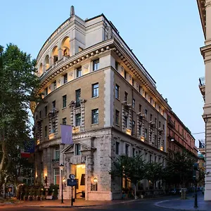 Hotell Grand Palace