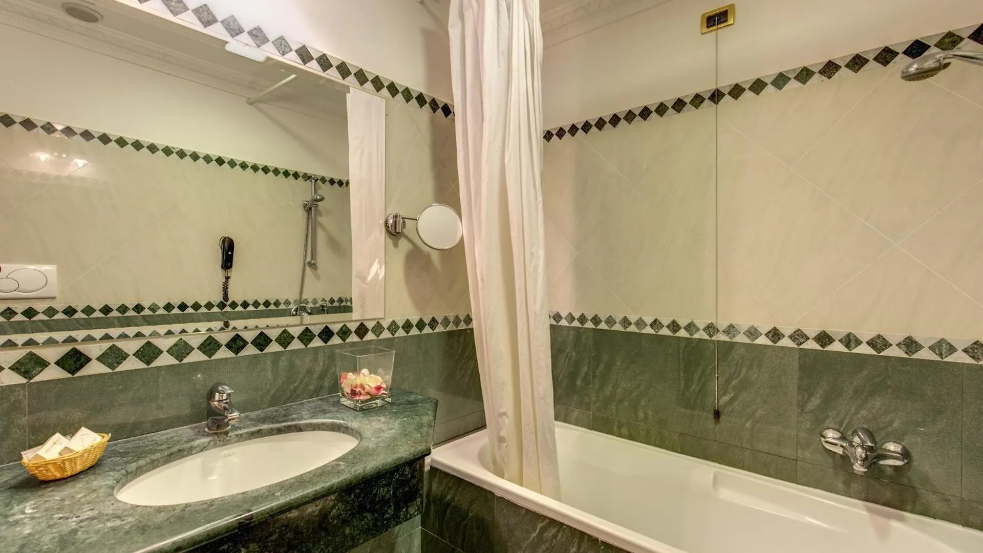 Hotel Contilia Rome 3*,  Italy